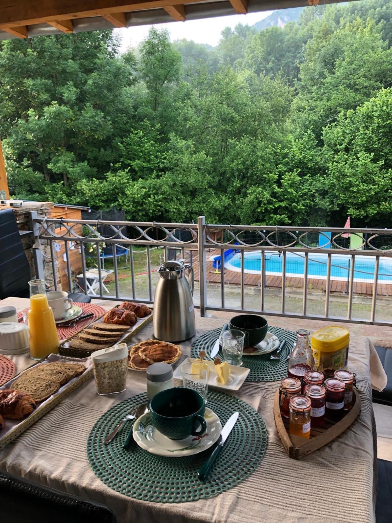 Bed and Breakfast Au Bord De L Eau Surba Екстер'єр фото